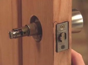 Door-Lock-Installation-3452