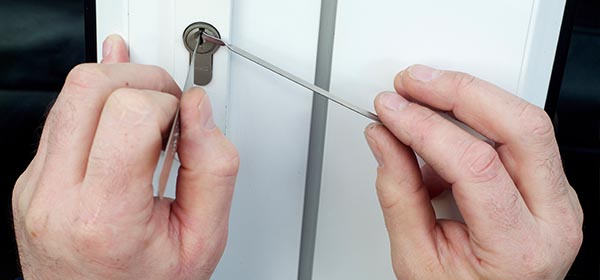 Locksmith Whitby Picks Home Locks